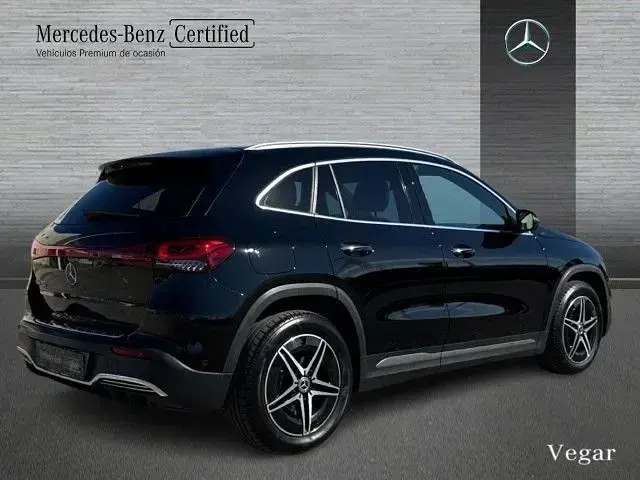 Usado Mercedes EQA250 139 kW (190 CV) 2022 Negro noche SUV