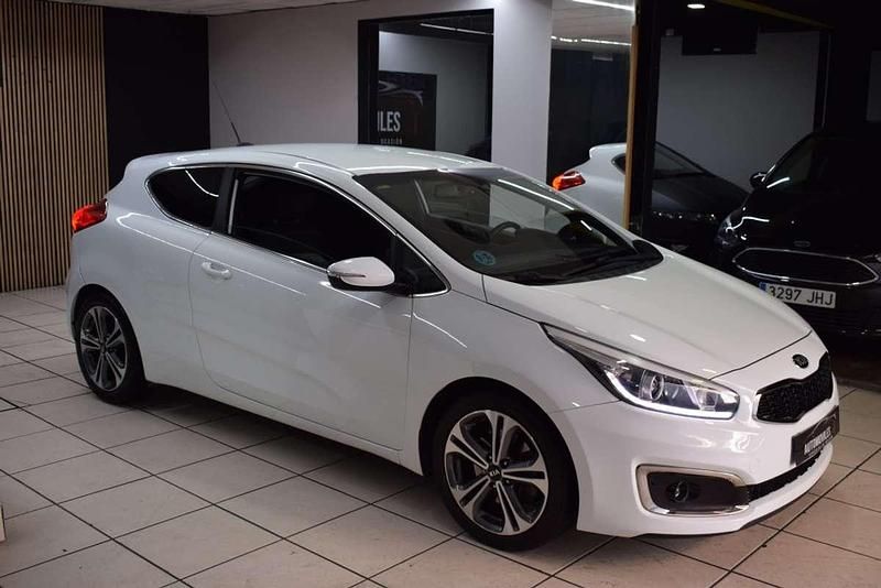 Usado Kia ProCeed 136 CV (100 kW) 2016 Utilitario