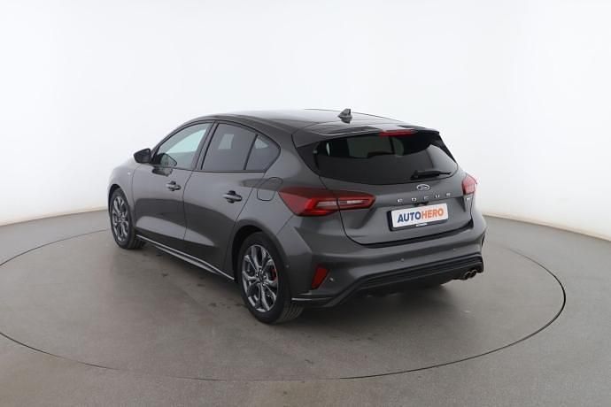 Usado Ford Focus ST-Line 156 CV (114 kW) 2023 Gris Berlina