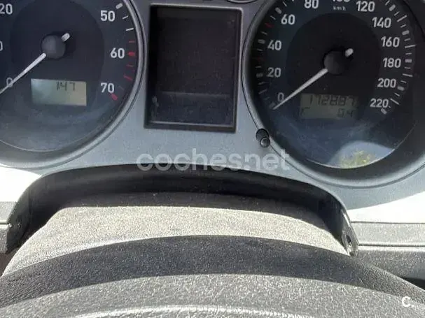 Usado Seat Ibiza Reference 75 CV (55 kW) 2006 Gris / plata Utilitario