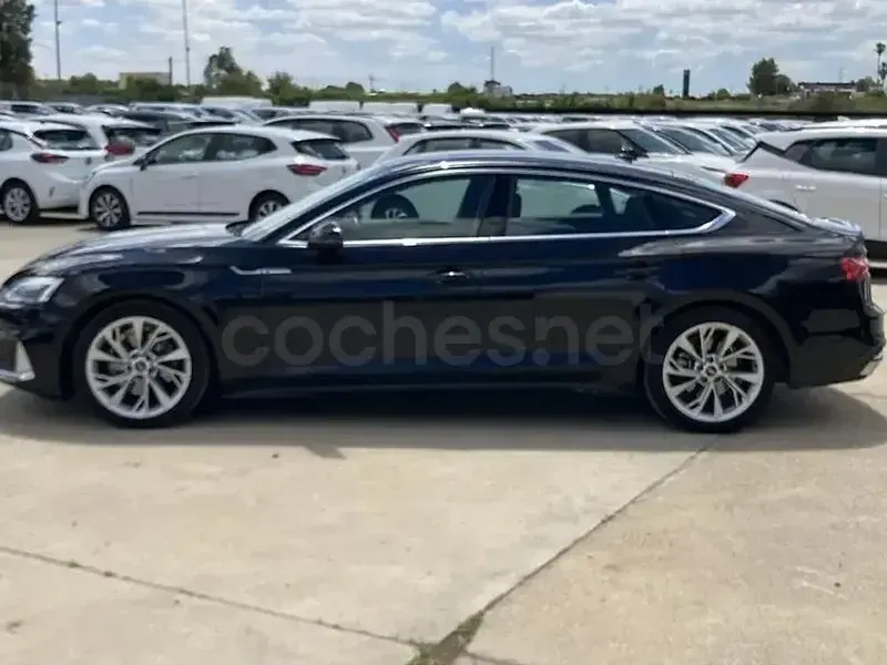 Usado Audi A5 Sportback Advanced Plus 163 CV (119 kW) 2022 Negro Utilitario