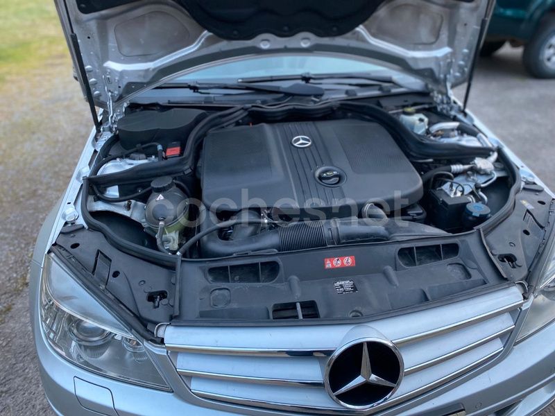 Gris / plata Usado 2011 Mercedes C220 Avantgarde Berlina | 12.900 € (Caro) - Imagen 1/4