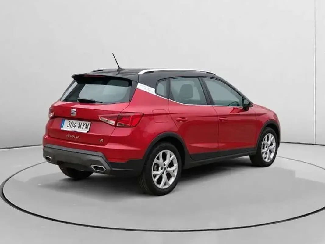 Usado Seat Arona FR 116 CV (85 kW) 2025 Rojo SUV