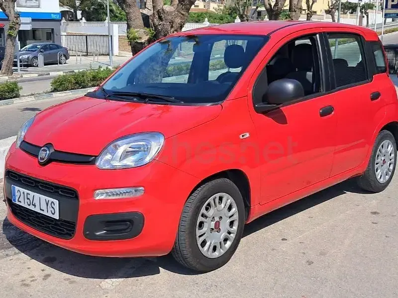 Usado Fiat Panda Cross Cross 70 CV (51 kW) 2022 Rojo Utilitario