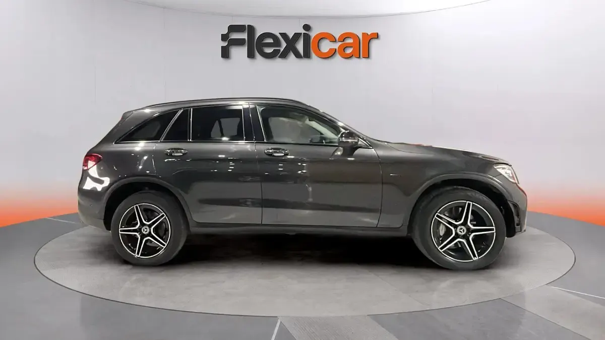 Usado Mercedes GLC300de 306 CV (225 kW) 2021 Gris