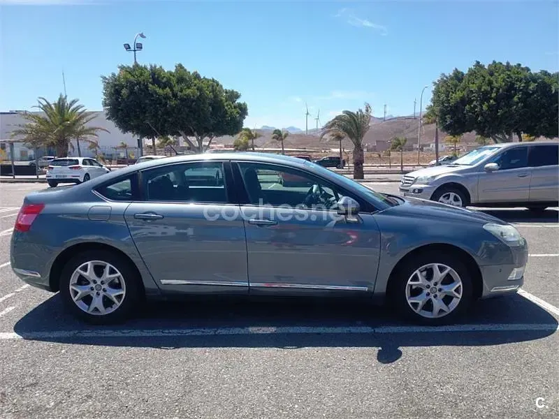 Usado Citroën C5 109 CV (80 kW) 2010 Gris / plata Berlina