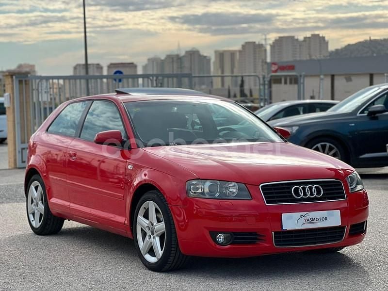 Używany Audi A3 Ambiente 150 KM (110 kW) 2004 Czerwony Hatchback