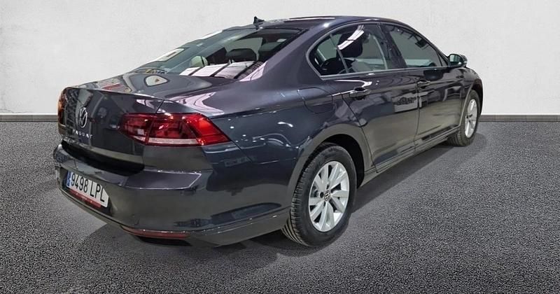 Usado VW Passat 150 CV (110 kW) 2021