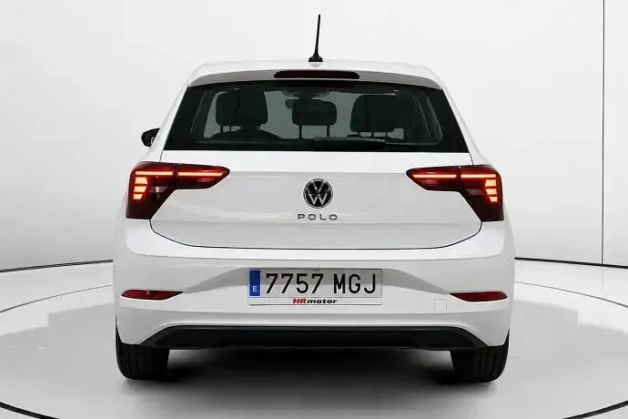Usado VW Polo Life 95 CV (69 kW) 2023 Utilitario