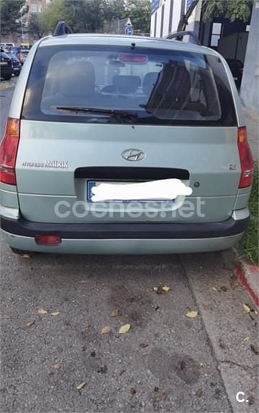 Usado Hyundai Matrix GLS 103 CV (75 kW) 2004 Azul Monovolumen