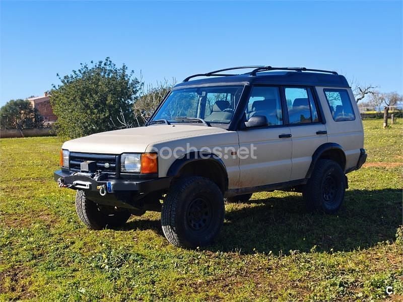 Beige Usado 2000 Land Rover Discovery 2 SUV | 15.000 € - Imagen 1/4