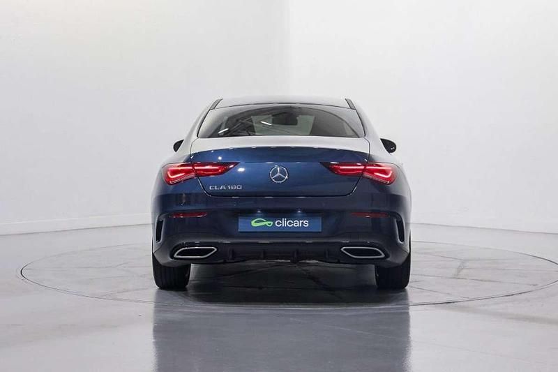 Usado Mercedes CLA180 136 CV (100 kW) 2023 Azul Berlina