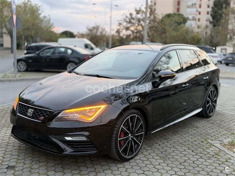 Usado Seat Leon ST CUPRA 300 CV (220 kW) 2017 Negro Familiar