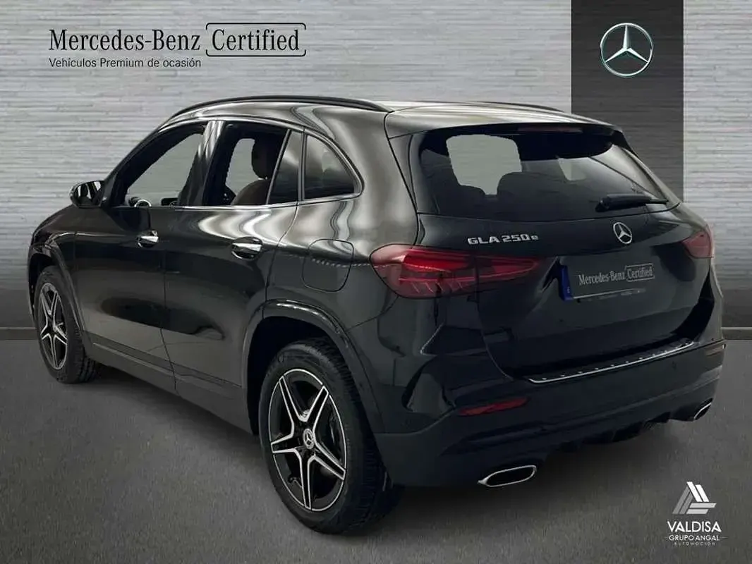 Usado Mercedes GLA250 218 CV (160 kW) 2026 SUV