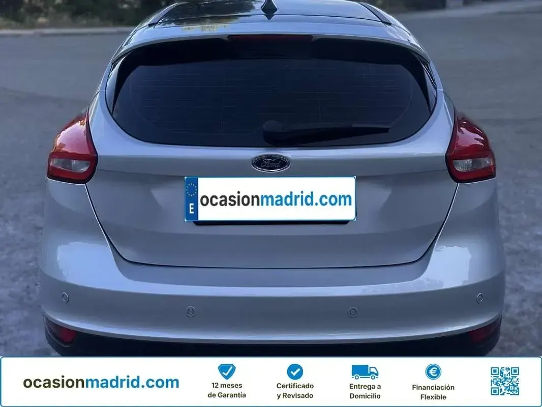 Usado Ford Focus Trend+ 125 CV (91 kW) 2017 Gris Utilitario