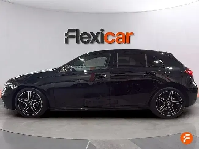 Usado Mercedes A200 163 CV (119 kW) 2025 Negro Berlina