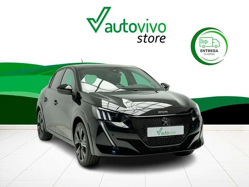 Negro Usado 2023 Peugeot e-208 GT Utilitario | 26.900 € - Imagen 1/4