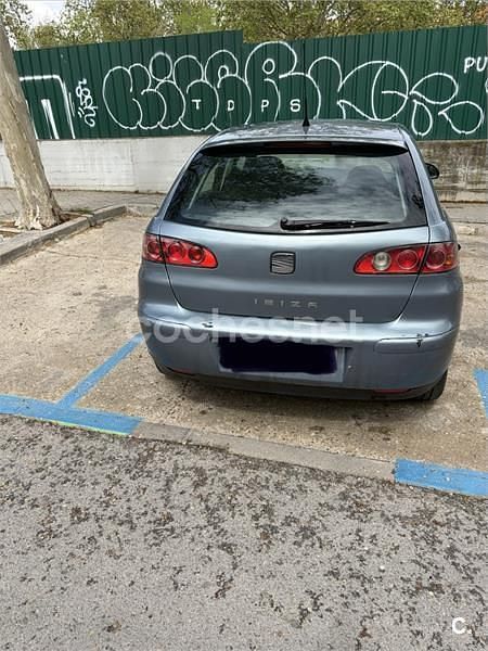 Begagnad Seat Ibiza Sport 75 HK (55 kW) 2006 Grå Halvkombi