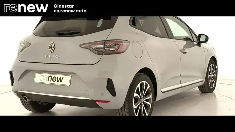 Usado Renault Clio V Techno 101 CV (74 kW) 2025 Gris Berlina