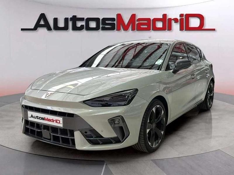Usado Cupra Leon 150 CV (110 kW) 2024 Gris Utilitario