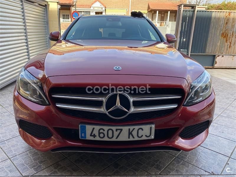 Usado Mercedes C350e 279 CV (205 kW) 2017 Rojo Familiar