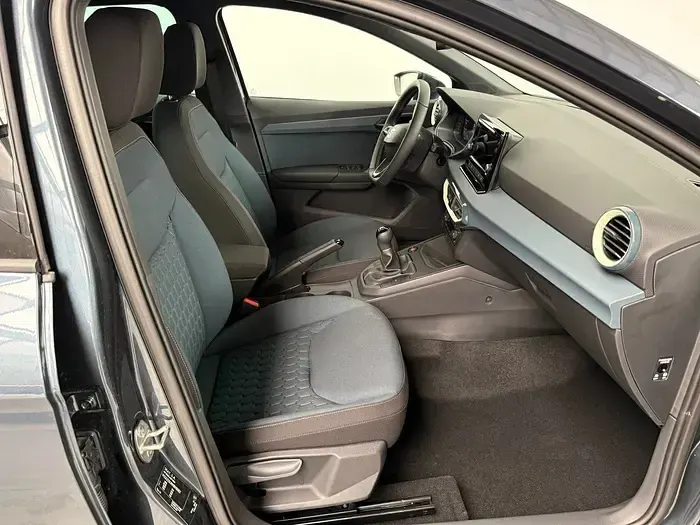 Nuevo Seat Ibiza Style 80 CV (58 kW) 2026 Negro Utilitario