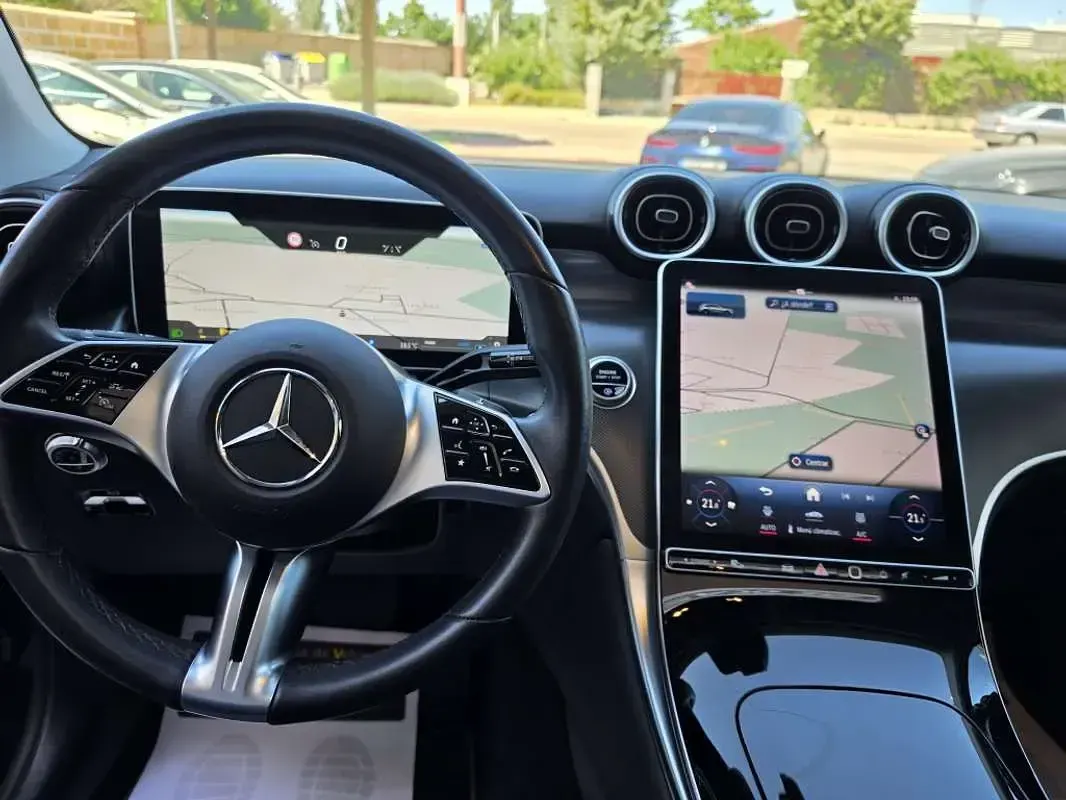 Usado Mercedes GLC220 197 CV (144 kW) 2024 Azul SUV