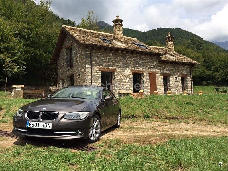 Usado BMW 320 Efficient Dynamics 177 CV (130 kW) 2011 Gris / plata Coupe