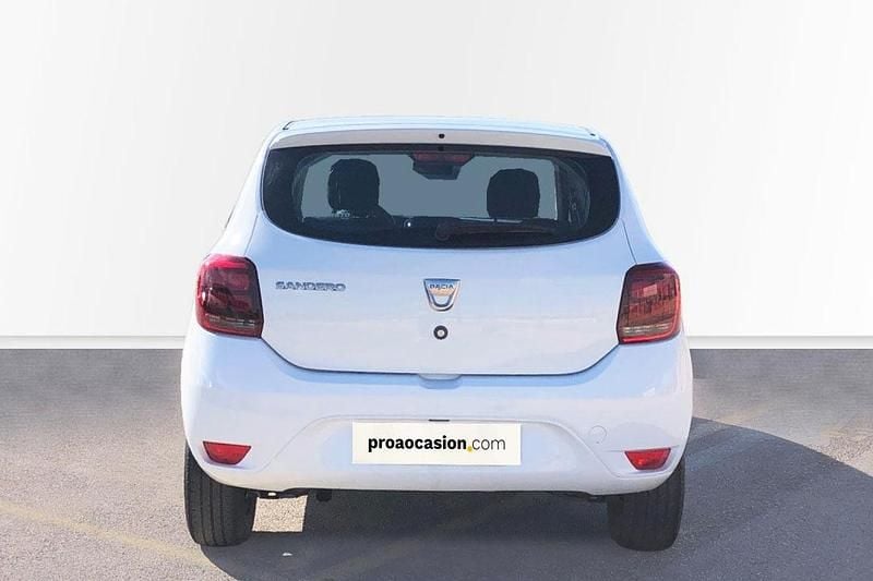 Usado Dacia Sandero Comfort 100 CV (73 kW) 2020 Blanco Berlina