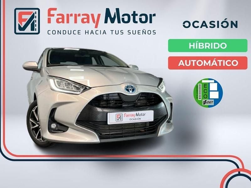 Gris / plata Usado 2023 Toyota Yaris Hybrid Active Berlina | 18.250 € (Buen precio) - Imagen 1/4