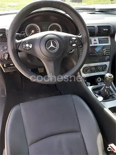 Usado Mercedes CLC220 150 CV (110 kW) 2008 Negro Coupe