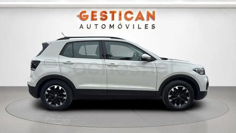 Usado VW T-Cross Life 95 CV (69 kW) 2023 Gris / plata SUV