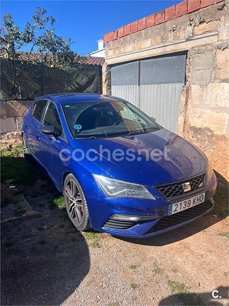 Usado Seat Leon CUPRA 300 CV (220 kW) 2018 Azul Berlina