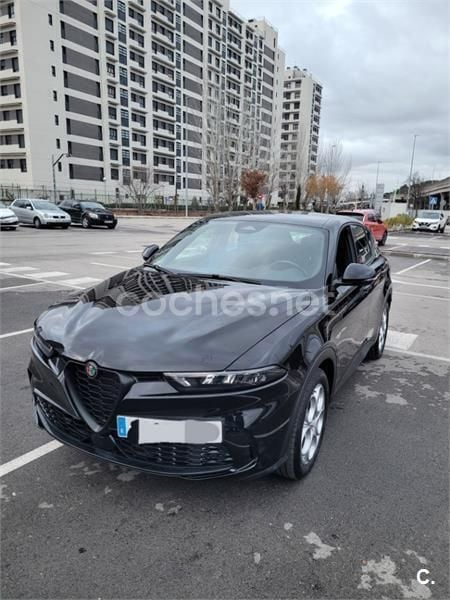 Negro Usado 2023 Alfa Romeo Tonale Edizione Speciale SUV | 26.800 € (Super precio) - Imagen 1/4