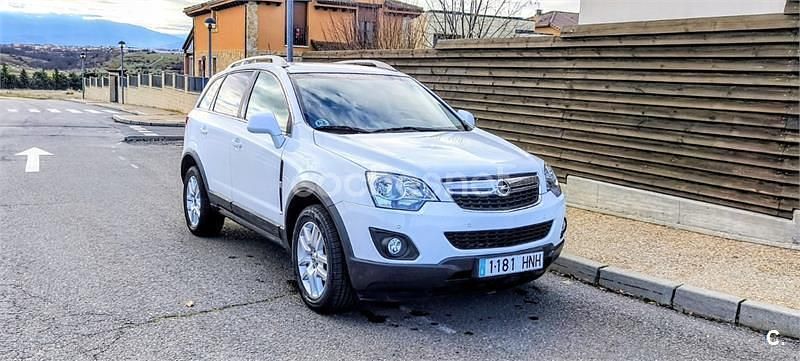 Blanco Usado 2012 Opel Antara Enjoy SUV | 8900 € (Precio justo) - Imagen 1/4