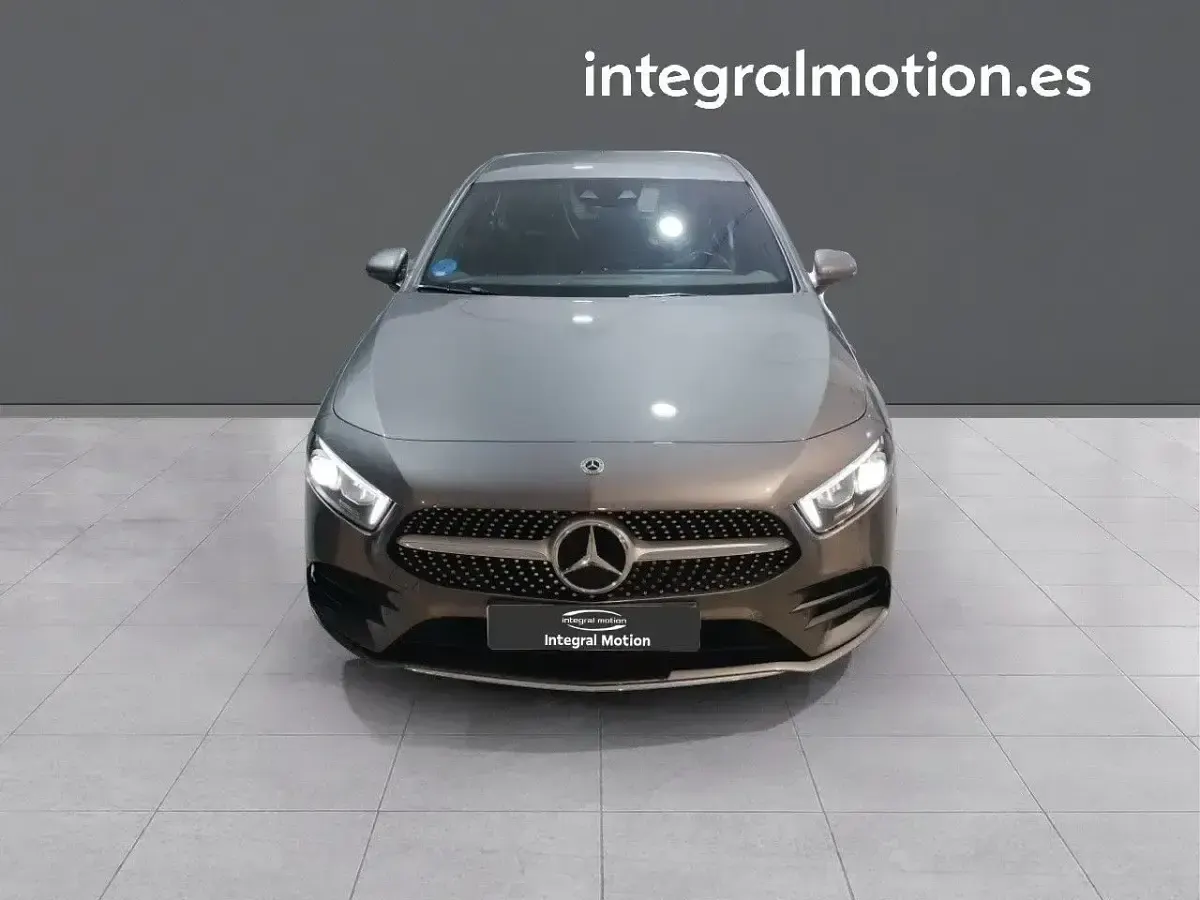 Usado Mercedes A250 218 CV (160 kW) 2020 Gris Berlina
