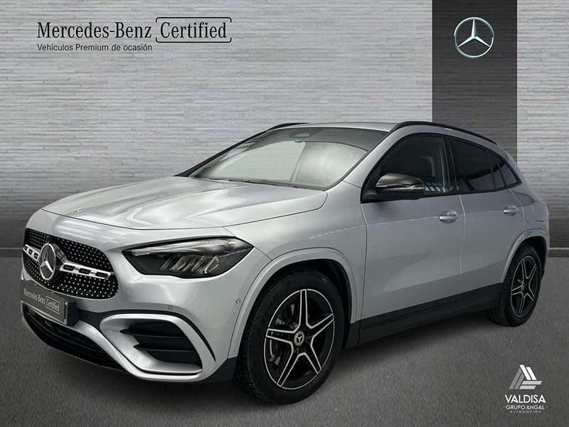 Usado Mercedes GLA200 163 CV (119 kW) 2025 SUV
