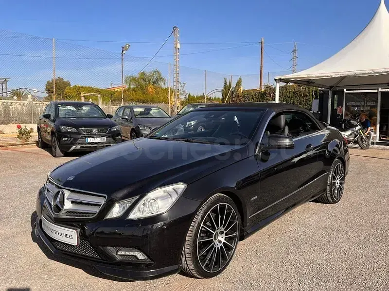 Usado Mercedes E250 Avantgarde 204 CV (150 kW) 2011 Negro Descapotable