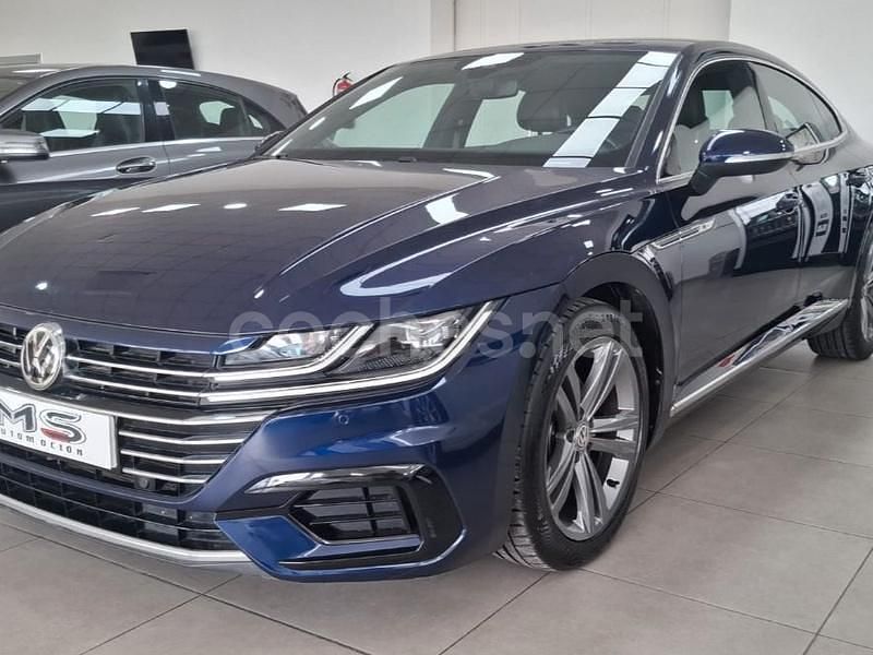 Azul Usado 2018 VW Arteon R-line Berlina | 23.999 € (Precio justo) - Imagen 1/4