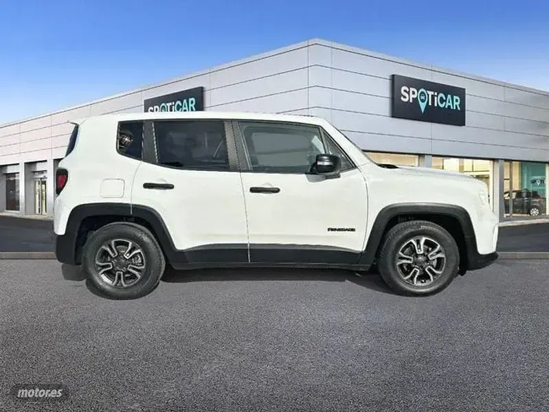 Usado Jeep Renegade Sport 120 CV (88 kW) 2019 Blanco SUV