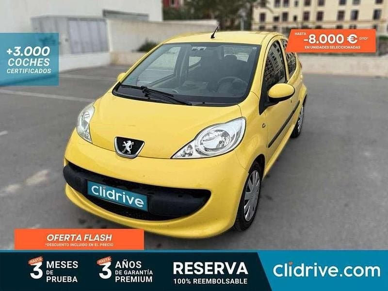 Usado Peugeot 107 68 CV (50 kW) 2007 Amarillo Utilitario