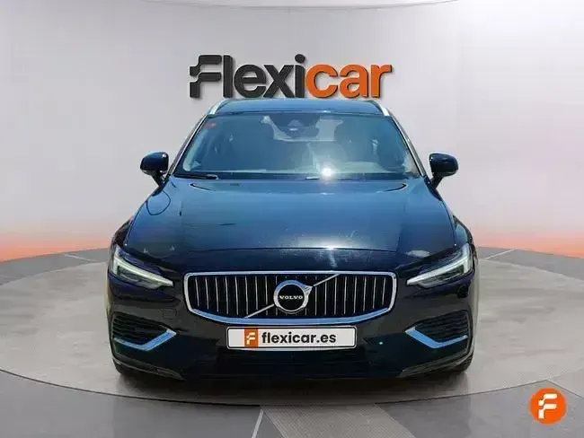 Usado Volvo V60 Business Edition 340 CV (250 kW) 2021 Negro Familiar