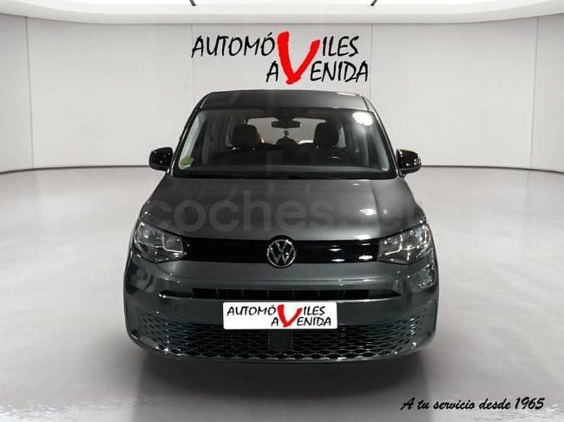 Usado VW Caddy Maxi 102 CV (75 kW) 2024 Gris / plata Monovolumen
