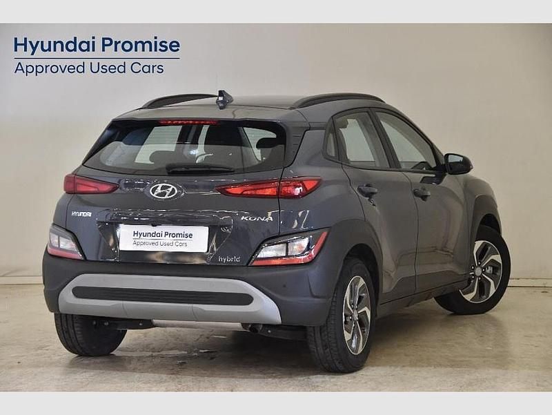 Usado Hyundai Kona 141 CV (103 kW) 2023 Gris SUV