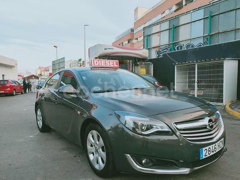 Gris / plata Usado 2014 Opel Insignia Selective Berlina | 6000 € (Super precio) - Imagen 1/4