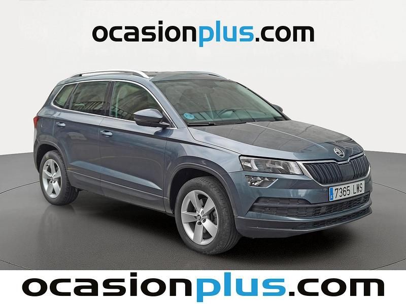 Usado Skoda Karoq Ambition 150 CV (110 kW) 2022 Gris SUV
