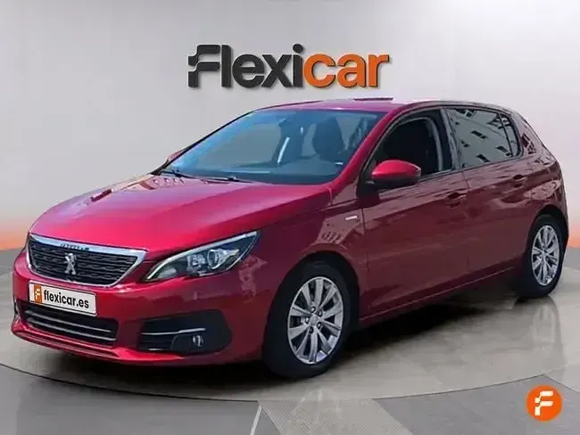 Usado Peugeot 308 Allure 110 CV (80 kW) 2018 Rojo