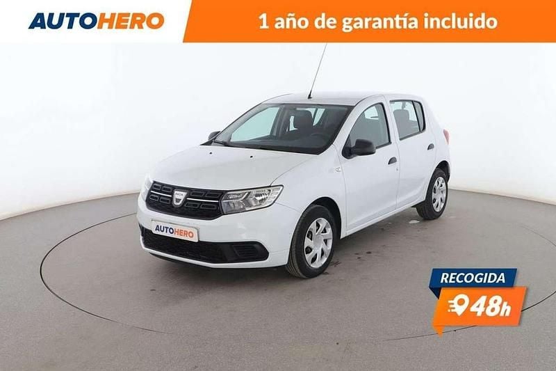 Blanco Usado 2019 Dacia Sandero Essentiel Utilitario | 10.499 € (Precio justo) - Imagen 1/3