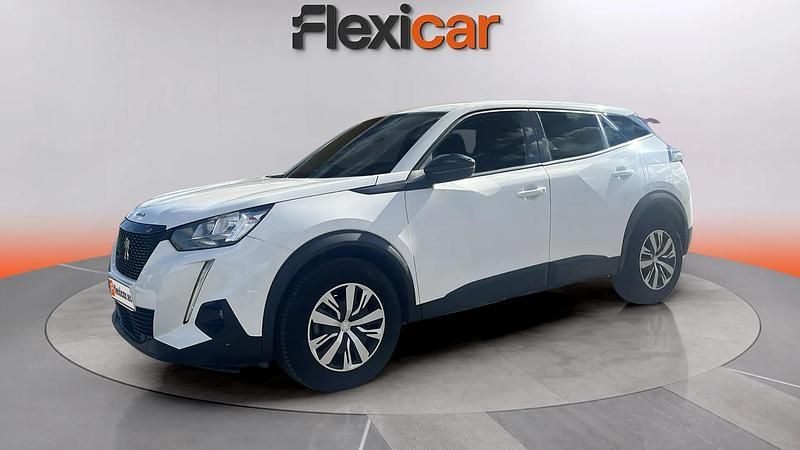 Usado Peugeot 2008 Active 110 CV (80 kW) 2022 Blanco SUV