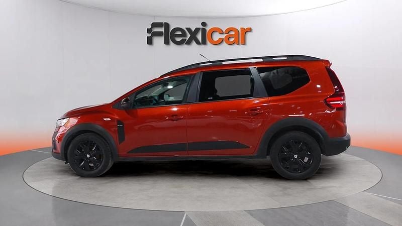 Usado Dacia Jogger Comfort 101 CV (74 kW) 2022 Naranja Monovolumen